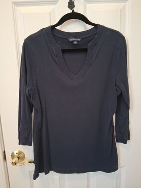 Brooks Brothers Dark Navy V-Neck 3/4 Sleeve Tee